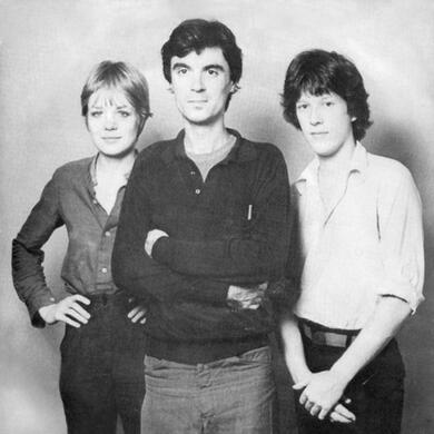 01 | Love goes to Building on Fire